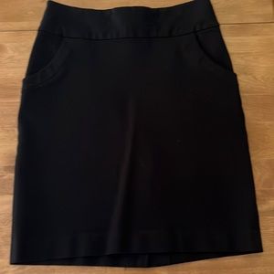 Banana Republic skirt! Black size 0! EUC!